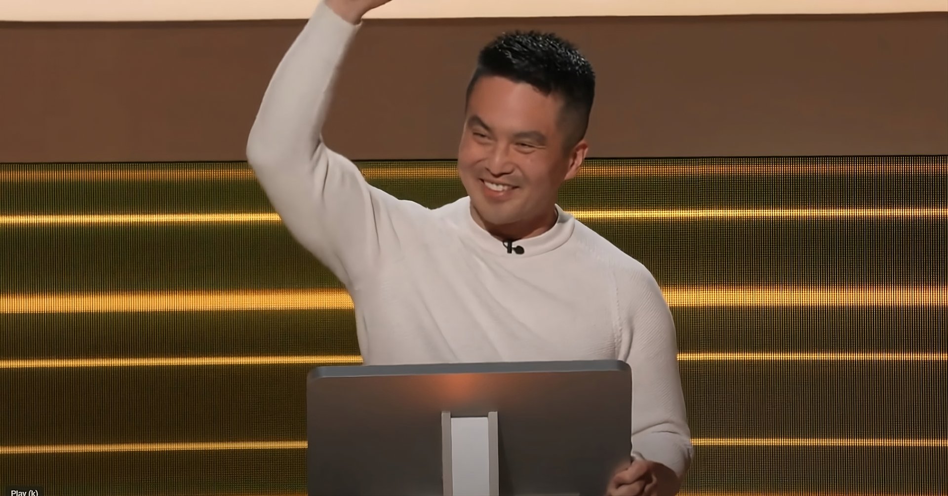 1 Percent Club — S1·E8 (Stage)