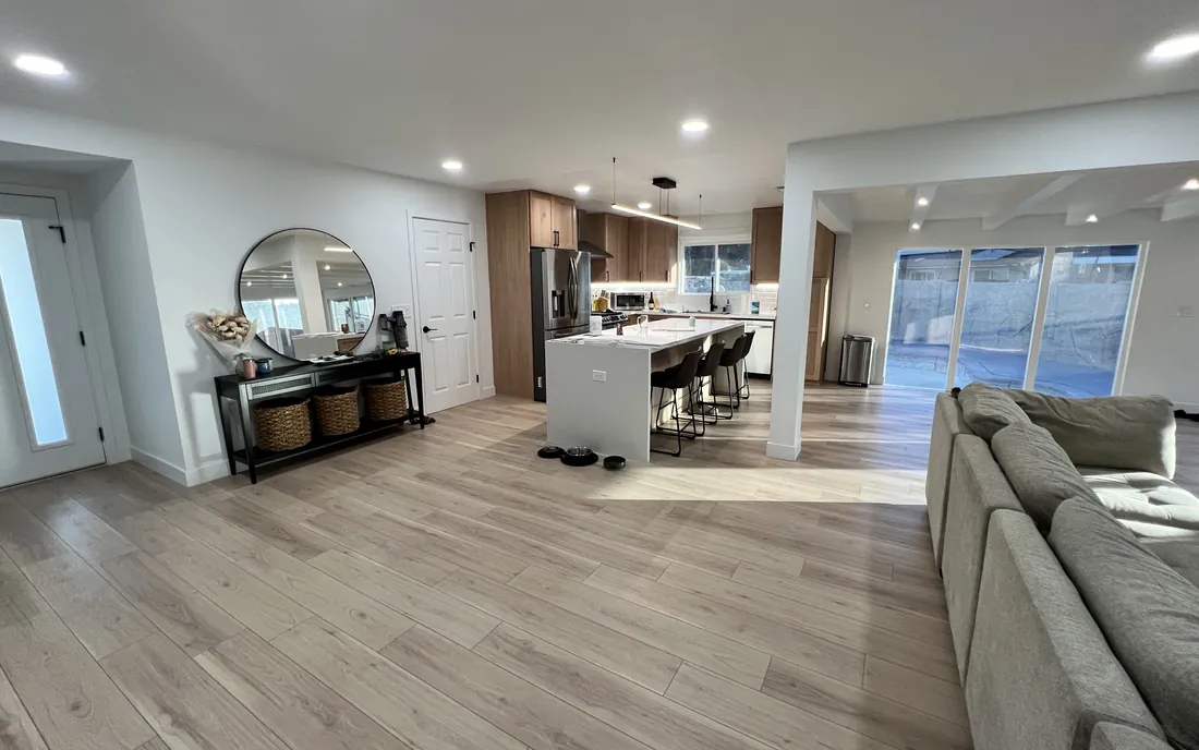 Santa Ana Residence